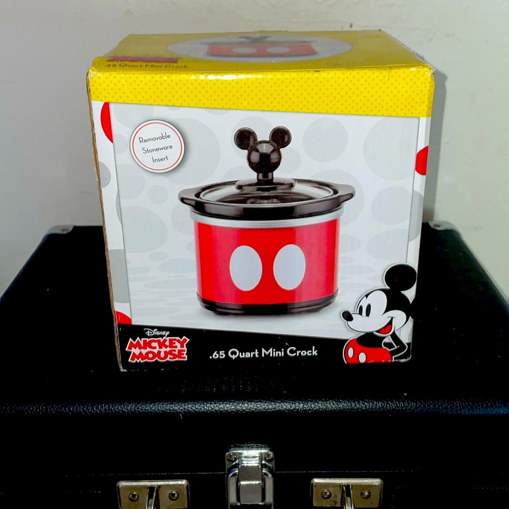 Mickey Mouse mini Crock Pot